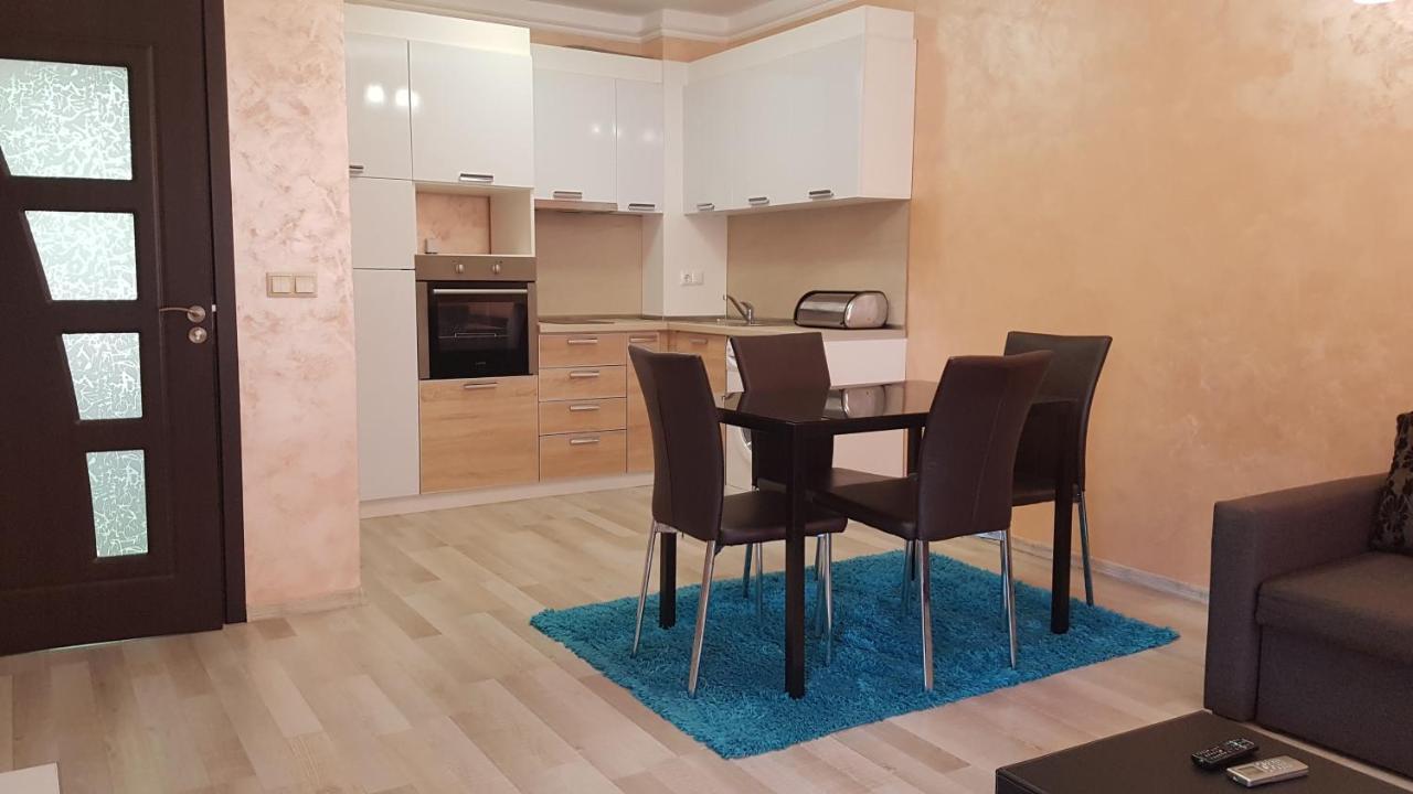 South Coast Apartments Shumen Exteriör bild