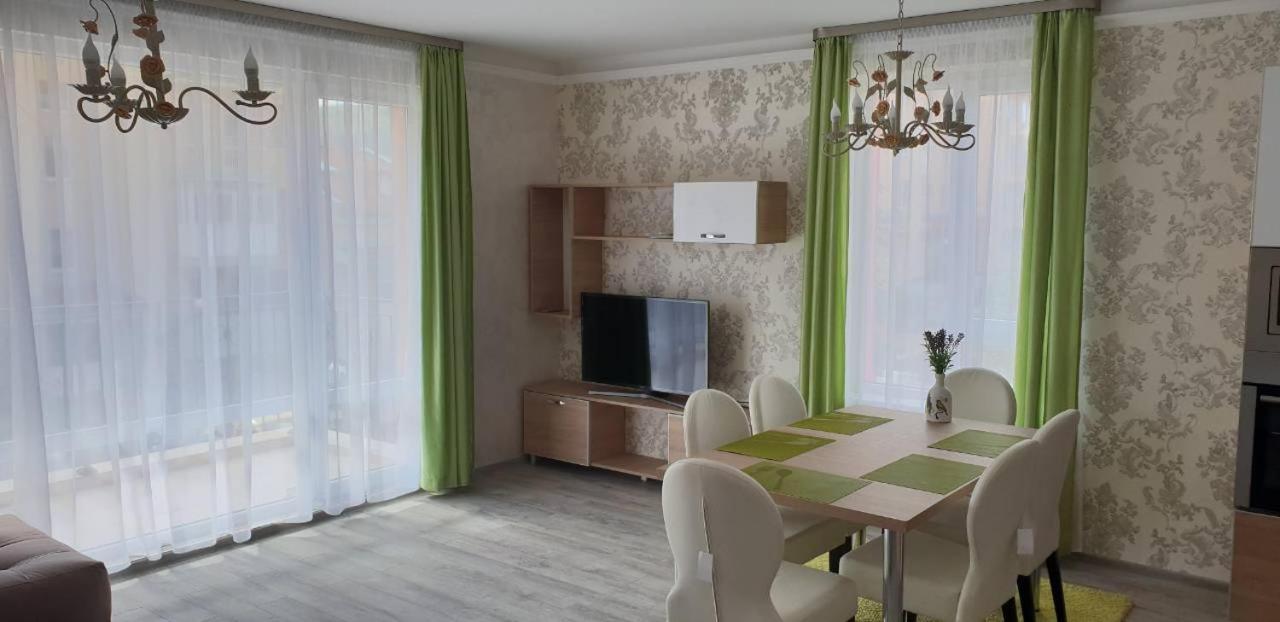 South Coast Apartments Shumen Exteriör bild