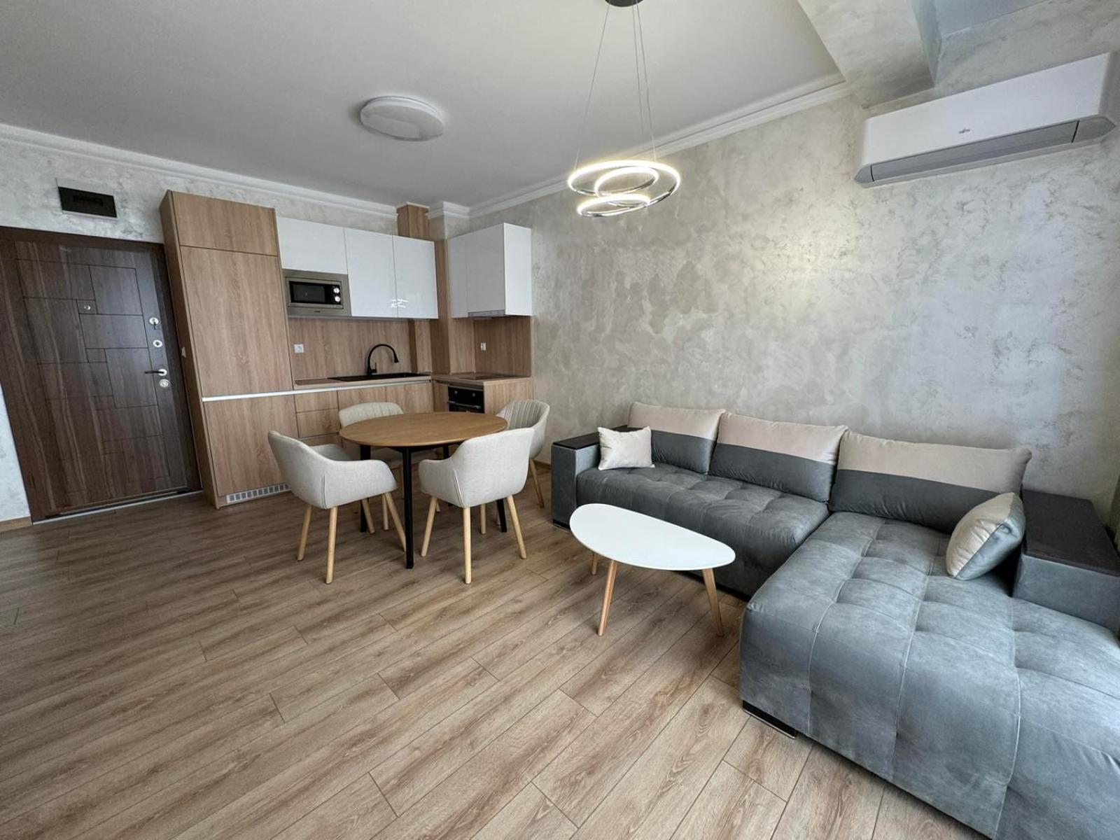 South Coast Apartments Shumen Exteriör bild