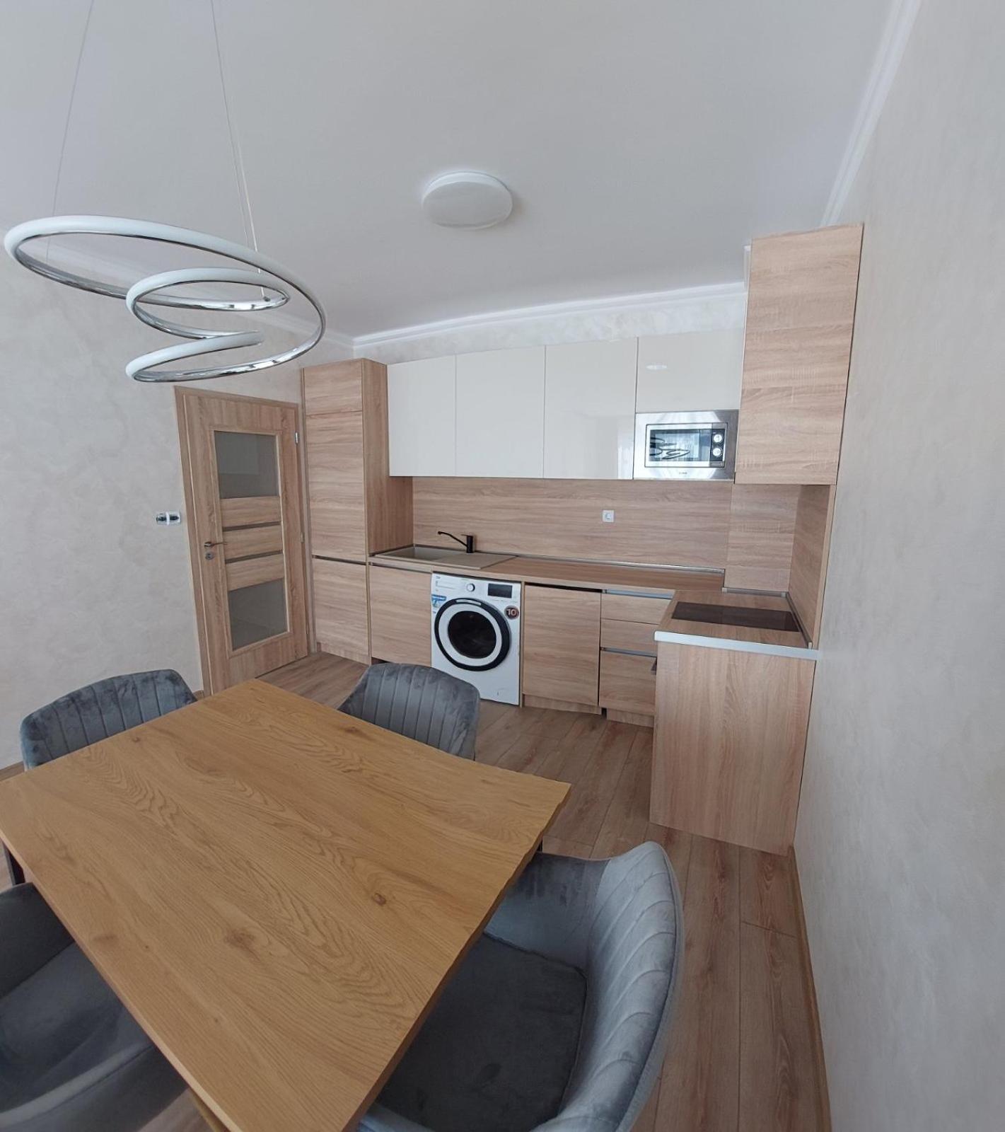 South Coast Apartments Shumen Exteriör bild